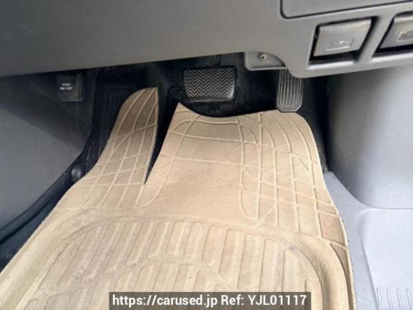 Used 2007 AT toyota voxy ZRR70G Image[10]