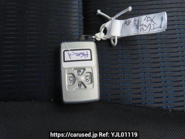 Used 2010 AT toyota voxy ZRR70W Image[34]