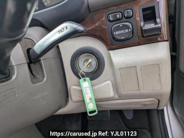 Used 2000 AT toyota regius-wagon RCH41W Image[17]