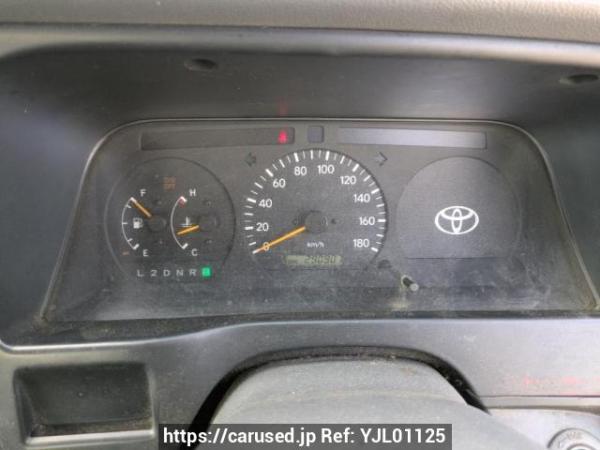 Used 2001 AT toyota hiace-wagon RZH111G Image[16]