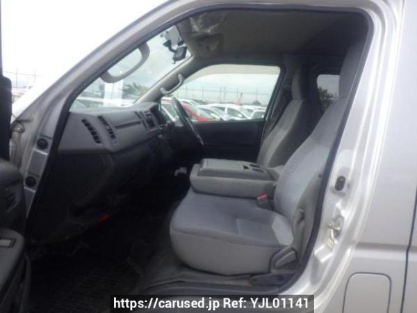 Used 2007 AT toyota hiace-van KDH205V Image[12]