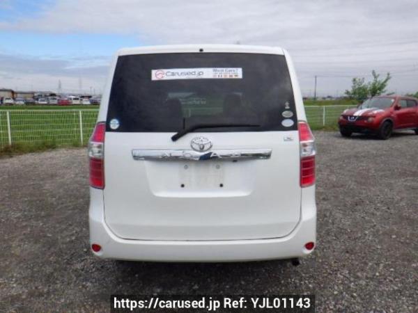 Used 2008 AT toyota noah ZRR70G Image[5]