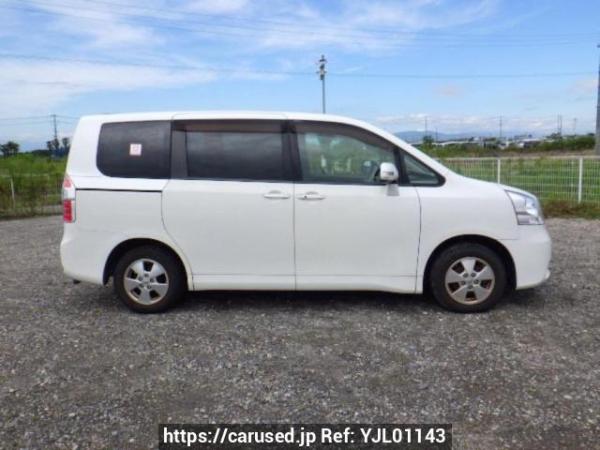 Used 2008 AT toyota noah ZRR70G Image[7]