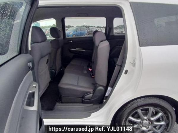 Used 2004 AT toyota wish ZNE10G Image[16]