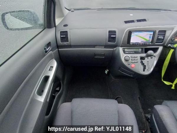 Used 2004 AT toyota wish ZNE10G Image[19]