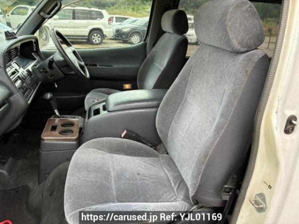 Used 2004 AT toyota regiusace-van TRH112V Image[11]