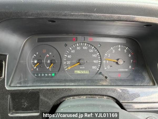 Used 2004 AT toyota regiusace-van TRH112V Image[15]