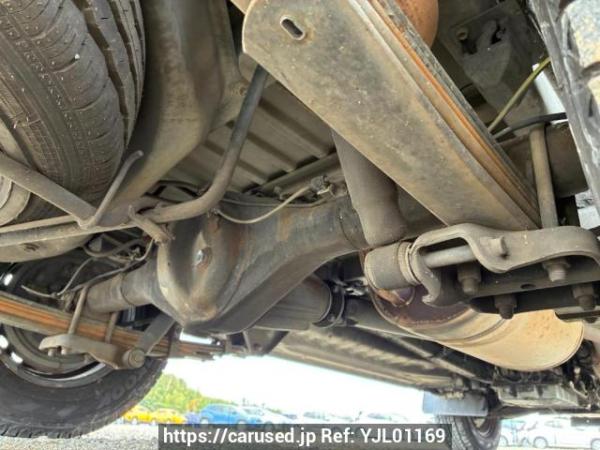 Used 2004 AT toyota regiusace-van TRH112V Image[23]