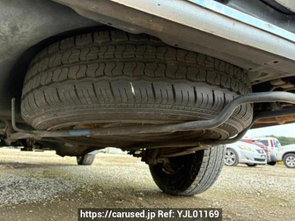 Used 2004 AT toyota regiusace-van TRH112V Image[24]