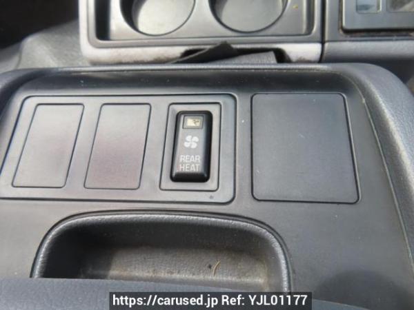 Used 2000 AT toyota hiace-wagon RZH111G Image[30]