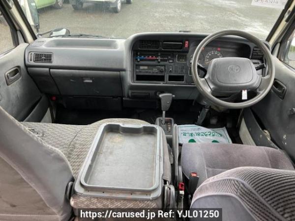Used 2003 AT toyota hiace-van RZH112V Image[12]