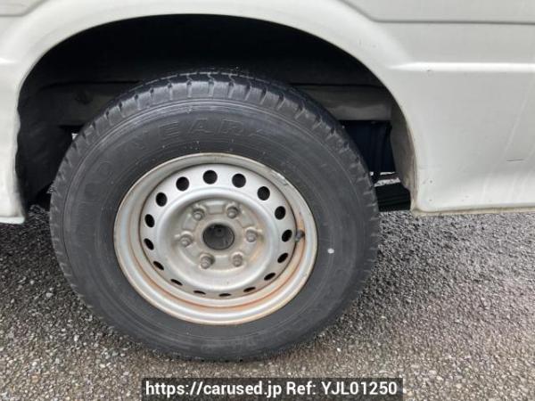 Used 2003 AT toyota hiace-van RZH112V Image[16]