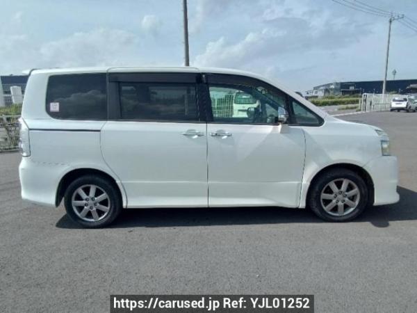 Used 2009 AT toyota voxy ZRR70W Image[7]