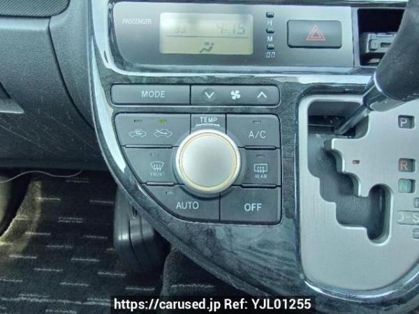 Used 2007 AT toyota wish ZNE10G Image[23]
