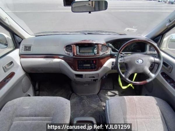 Used 2001 AT toyota hiace-regius RCH41W Image[18]