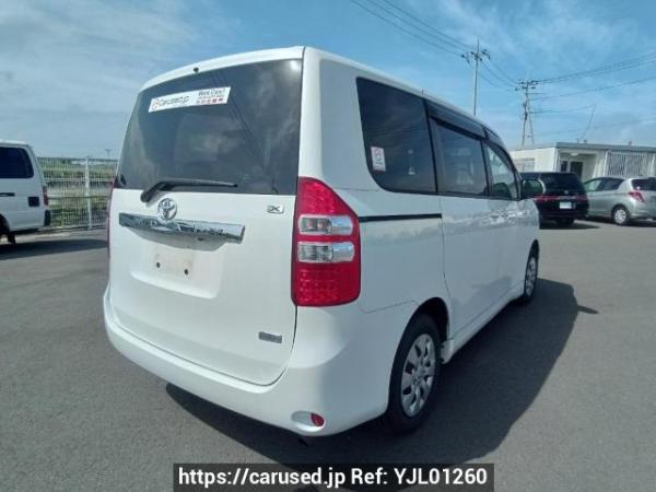 Used 2013 AT toyota noah ZRR70G Image[6]