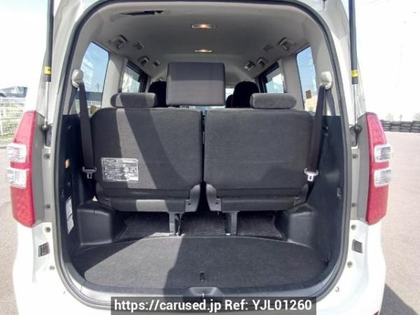 Used 2013 AT toyota noah ZRR70G Image[8]