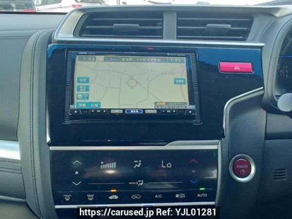 Used 2013 AT honda fit GP5 Image[18]