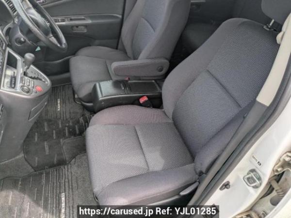 Used 2003 AT toyota wish ZNE10G Image[10]