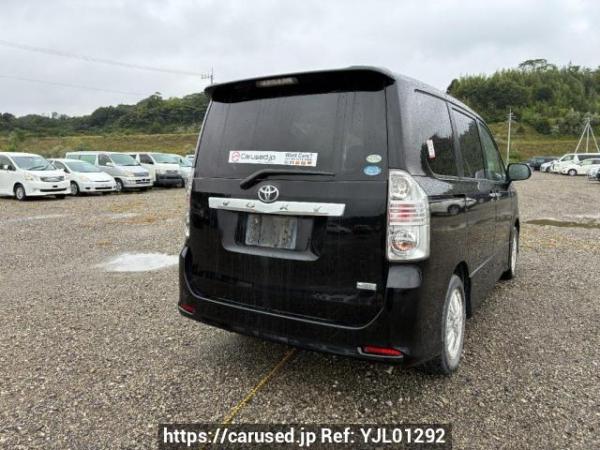 Used 2010 AT toyota voxy ZRR70W Image[5]