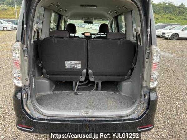 Used 2010 AT toyota voxy ZRR70W Image[6]