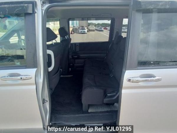 Used 2011 AT honda step-wgn-spada RK5 Image[15]