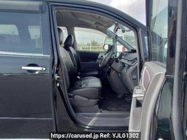 Used 2009 AT toyota voxy ZRR70W Image[12]