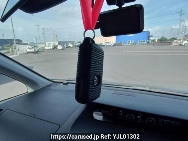 Used 2009 AT toyota voxy ZRR70W Image[26]