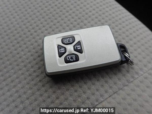 Used 2010 AT toyota noah ZRR70G Image[28]