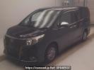 Toyota Esquire ZRR80G