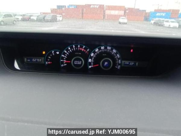 Used 2007 AT toyota voxy ZRR70G Image[21]