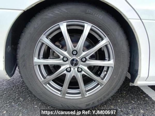 Used 2005 AT toyota alphard MNH10W Image[30]