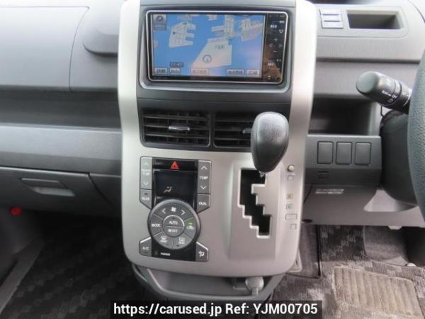 Used 2010 AT toyota noah ZRR70G Image[19]