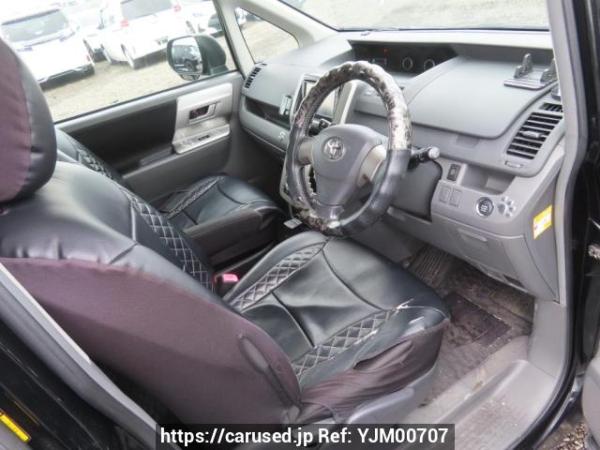 Used 2007 AT toyota noah ZRR70W Image[10]
