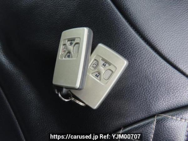 Used 2007 AT toyota noah ZRR70W Image[25]
