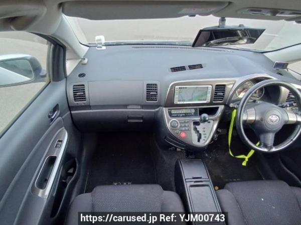Used 2005 AT toyota wish ZNE10G Image[18]