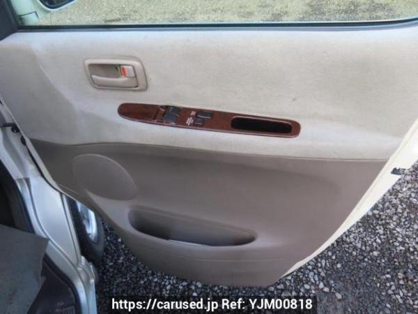 Used 1999 AT toyota regius-wagon RCH41W Image[32]