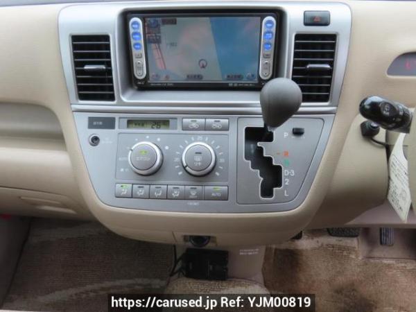 Used 2005 AT toyota raum NCZ20 Image[17]