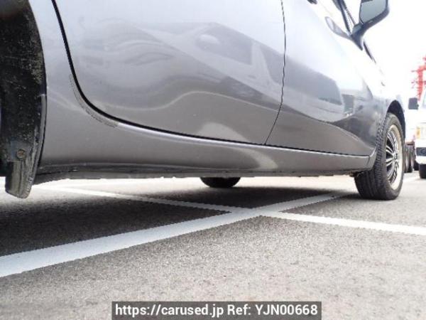 Used 2013 AT nissan note E12 Image[31]