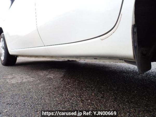 Used 2013 AT nissan note E12 Image[31]
