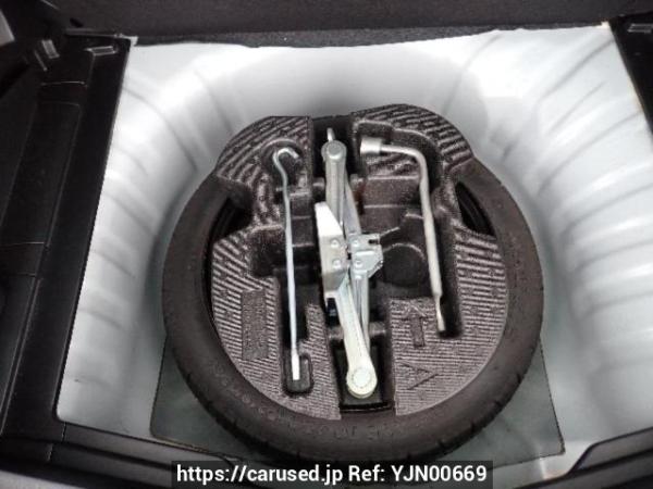 Used 2013 AT nissan note E12 Image[42]