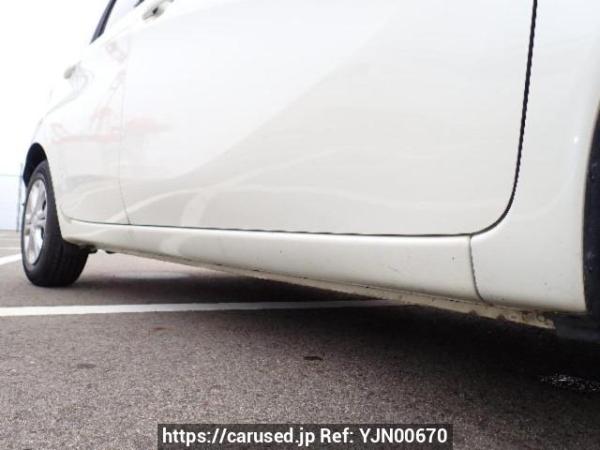 Used 2013 AT nissan note E12 Image[32]