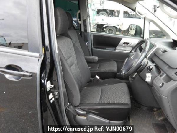 Used 2008 AT toyota noah ZRR70W Image[13]