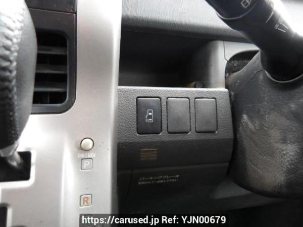 Used 2008 AT toyota noah ZRR70W Image[28]