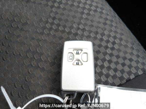 Used 2008 AT toyota noah ZRR70W Image[29]