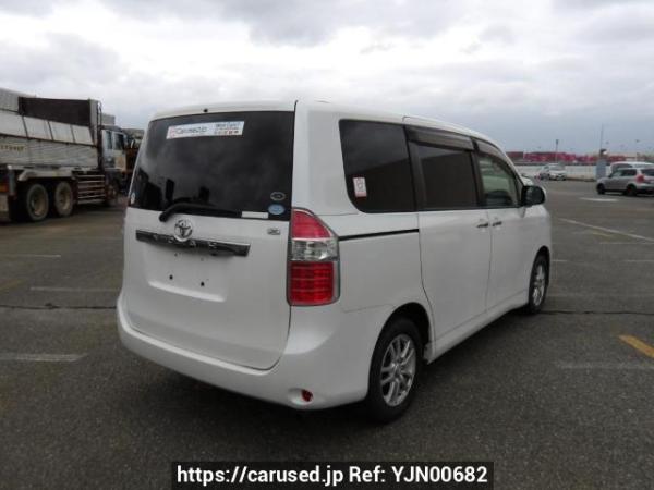 Used 2009 AT toyota noah ZRR70G Image[6]