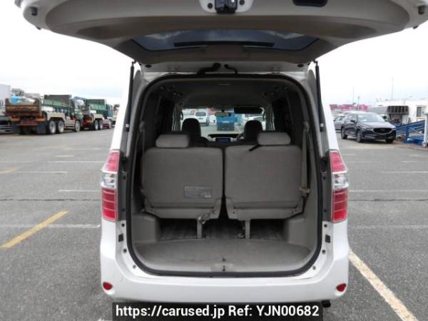 Used 2009 AT toyota noah ZRR70G Image[8]