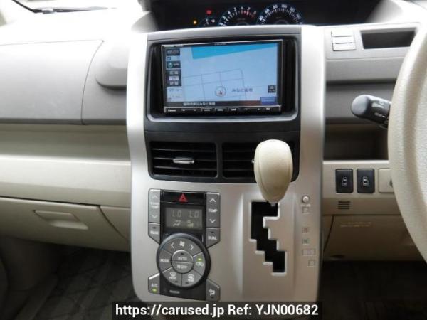 Used 2009 AT toyota noah ZRR70G Image[20]