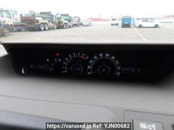 Used 2009 AT toyota noah ZRR70G Image[25]
