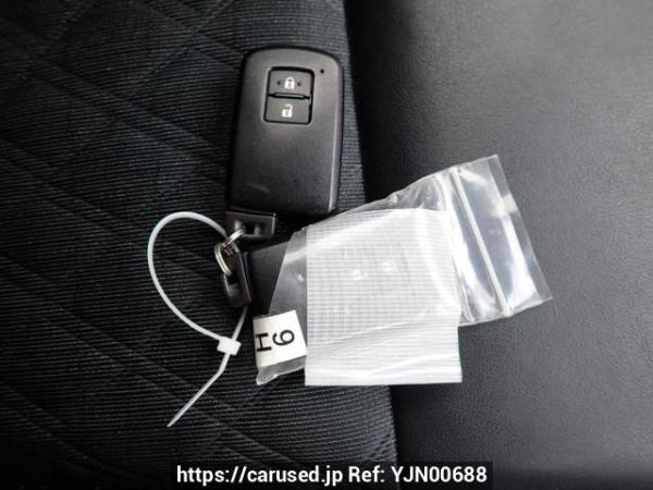 Used 2015 AT toyota harrier ZSU60W Image[28]